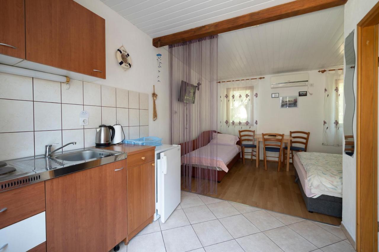 גורני קרין Studio Apartman Ema מראה חיצוני תמונה
